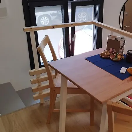 Lovely With Loft Bed